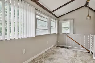 137 Central St, Saugus, MA 01906 - Photo 22