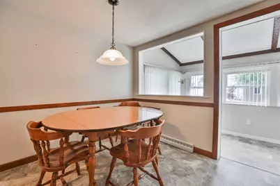 137 Central St, Saugus, MA 01906 - Photo 8