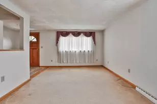 137 Central St, Saugus, MA 01906 - Photo 14