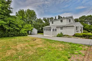137 Central St, Saugus, MA 01906 - Photo 2