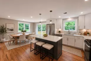 193 Charles Cir, Stoughton, MA 02072 - Photo 2