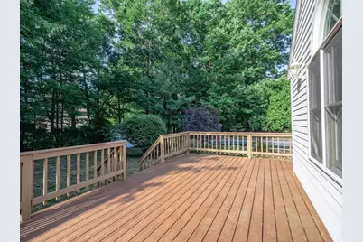 4 Flint Meadow Ln, Shrewsbury, MA 01545 - Photo 8