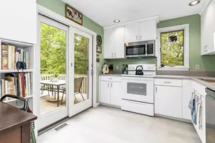 42 Quarry Ridge Ln, Rockport, MA 01966 - Photo 10