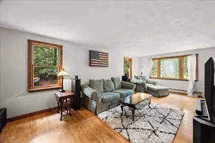 25 Main St, Carver, MA 02330 - Photo 10