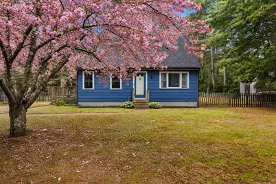 25 Main St, Carver, MA 02330 - Photo 1