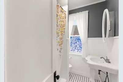 10 Highland St, Peabody, MA 01960 - Photo 26