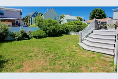 10 Highland St, Peabody, MA 01960 - Photo 36