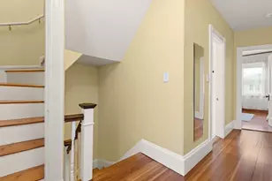 10 Highland St, Peabody, MA 01960 - Photo 22