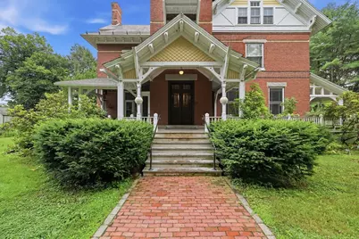 1 Florence St #2, Northampton, MA 01053 - Photo 1