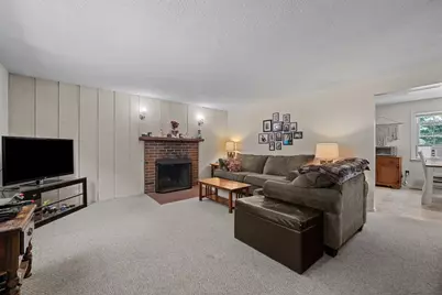 607-609 Flat Hill Rd, Lunenburg, MA 01462 - Photo 4