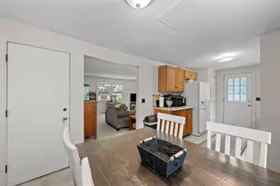 607-609 Flat Hill Rd, Lunenburg, MA 01462 - Photo 8