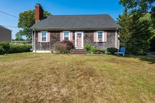 33 Terry Dr, Dartmouth, MA 02748 - Photo 2
