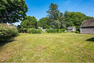 33 Terry Dr, Dartmouth, MA 02748 - Photo 16