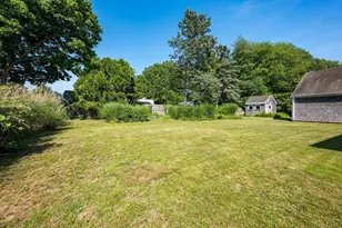 33 Terry Dr, Dartmouth, MA 02748 - Photo 16