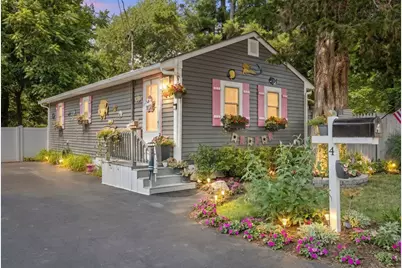 4 Cole St, Kingston, MA 02364 - Photo 2
