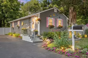4 Cole St, Kingston, MA 02364 - Photo 2