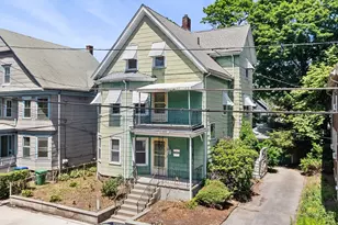 31 Orchard St, Medford, MA 02155 - Photo 2