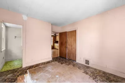 31 Orchard St, Medford, MA 02155 - Photo 26