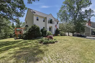 95 McCracken Rd, Millbury, MA 01527 - Photo 2