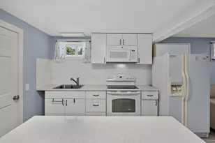 7 Sandy Hill Ln, Provincetown, MA 02657 - Photo 24