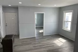 43 Orient St, Worcester, MA 01604 - Photo 8