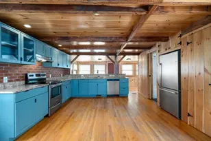 7 Derby St, Gloucester, MA 01930 - Photo 6