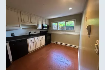 87 Phelps St #87, Marlborough, MA 01752 - Photo 2