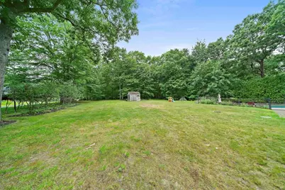 273 Highland St, Stoughton, MA 02072 - Photo 30