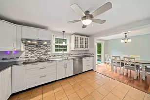 273 Highland St, Stoughton, MA 02072 - Photo 2