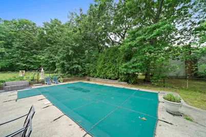 273 Highland St, Stoughton, MA 02072 - Photo 28