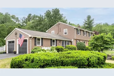 4 Roch Cir, Brockton, MA 02301 - Photo 2
