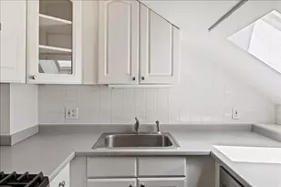 619 Tremont St, Boston, MA 02118 - Photo 12