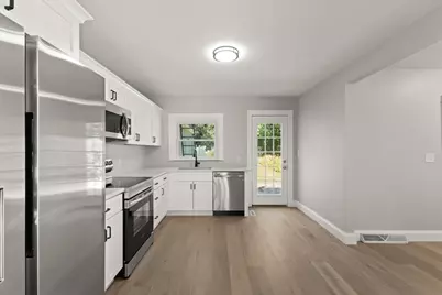 23 Sturdy St #2, Norton, MA 02766 - Photo 8