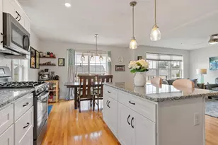 1208 Hazelwood Way, Clinton, MA 01510 - Photo 8