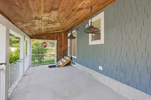 18 Prairie Ave, Bellingham, MA 02019 - Photo 30