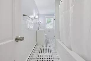 18 Prairie Ave, Bellingham, MA 02019 - Photo 16