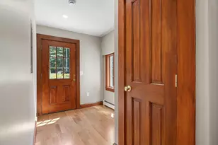 56 Vinton St, Melrose, MA 02176 - Photo 14