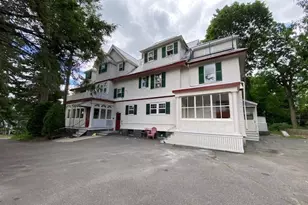 56 Vinton St, Melrose, MA 02176 - Photo 2