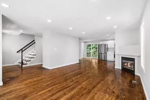186 Tyngsboro Rd, Chelmsford, MA 01863 - Photo 4