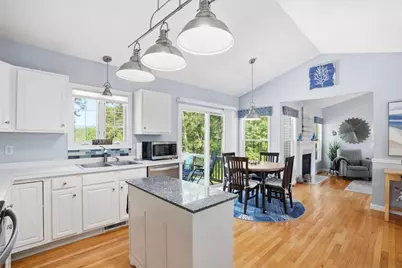 10 Dana Ct, Plymouth, MA 02360 - Photo 12