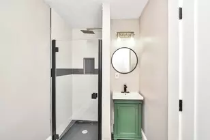 14 Carson St, Boston, MA 02125 - Photo 4