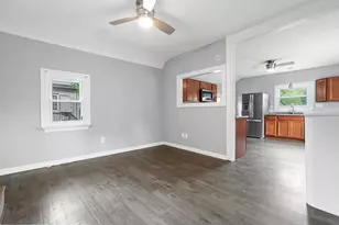49 Prospect St, Woburn, MA 01801 - Photo 6