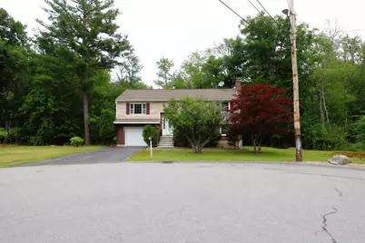 42 Wheatland St., Burlington, MA 01803 - Photo 4