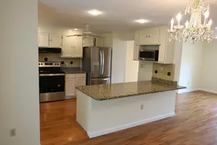 42 Wheatland St, Burlington, MA 01803 - Photo 10