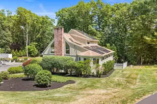 7 Sherborne Cir, Ashland, MA 01721 - Photo 32