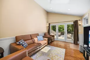 7 Sherborne Cir, Ashland, MA 01721 - Photo 10