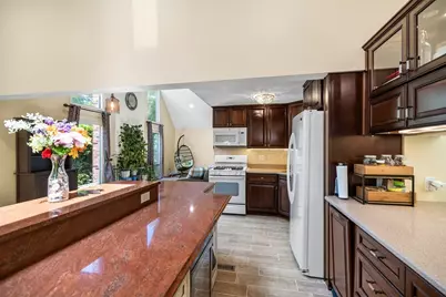 7 Sherborne Cir, Ashland, MA 01721 - Photo 8