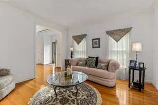 19 Burnham Ct, Stoughton, MA 02072 - Photo 6