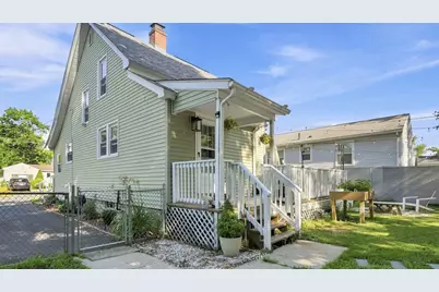 87 Lakevilla Ave, Springfield, MA 01109 - Photo 32