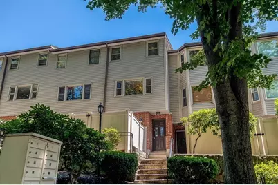 54 Regent Circle #54, Brookline, MA 02445 - Photo 4